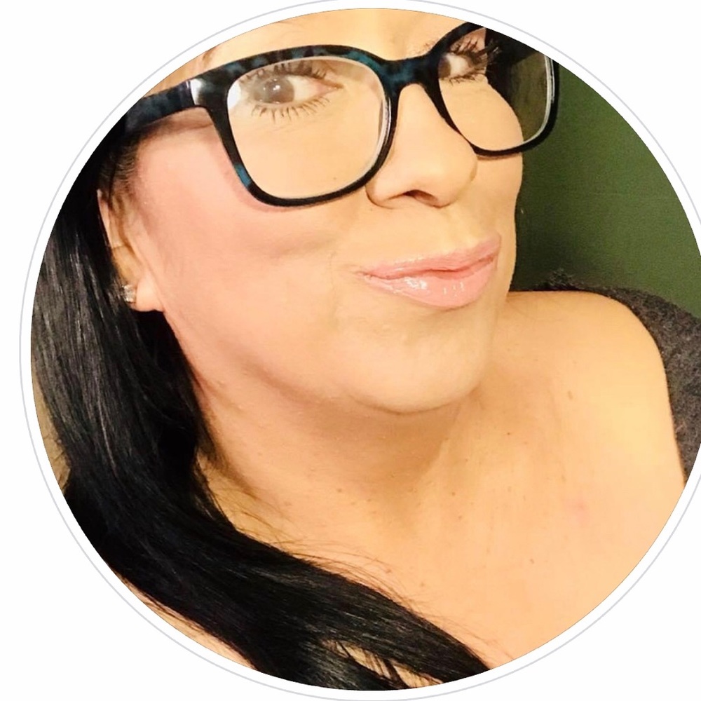 Meet your Posher, Sonia